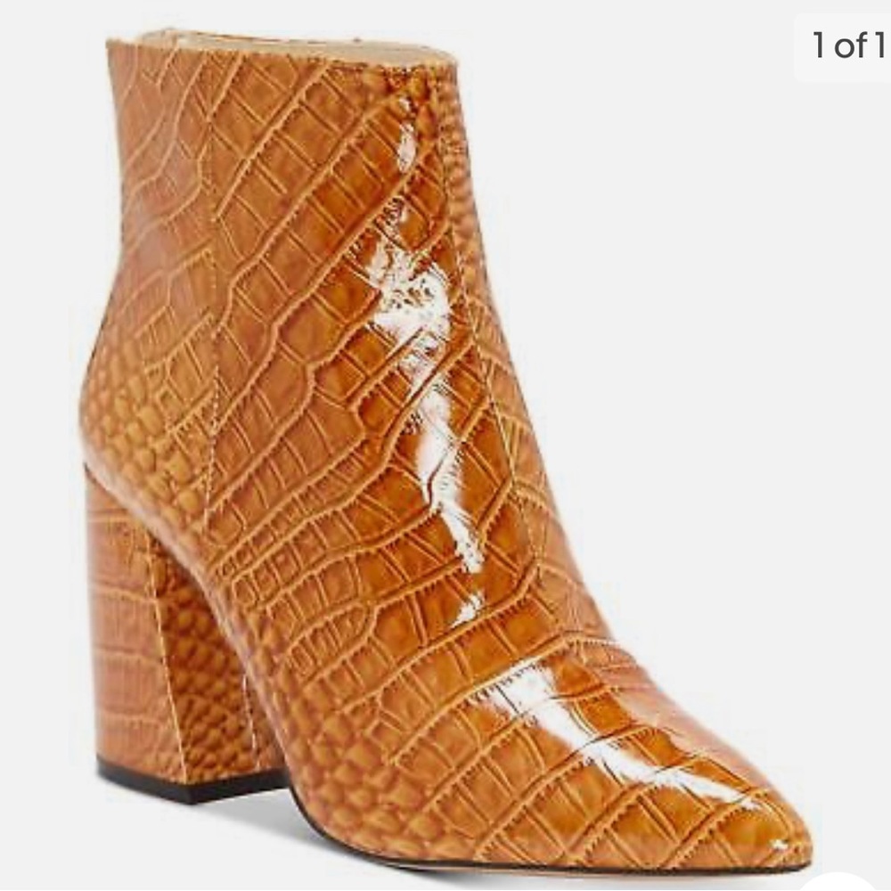 Vince Camuto Womens Benedie Pointed-Toe Booties